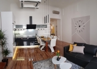 Budapest VI. kerület Lakás (téglaépítésű)